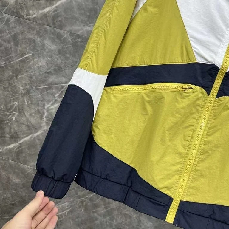 Axel Windbreaker - Image 6