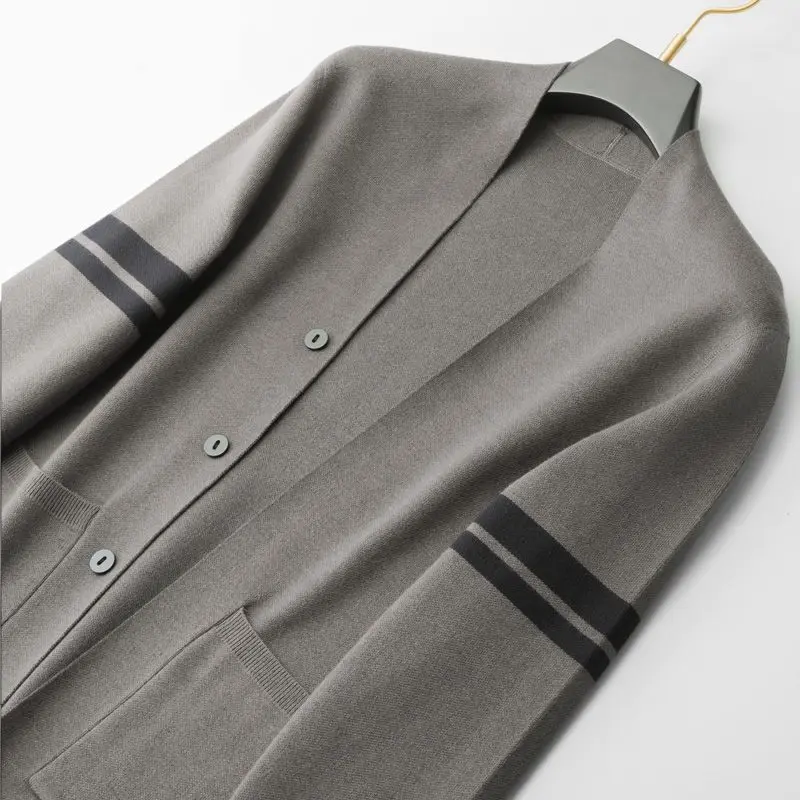 Cambridge Classic Cardigan - Image 3