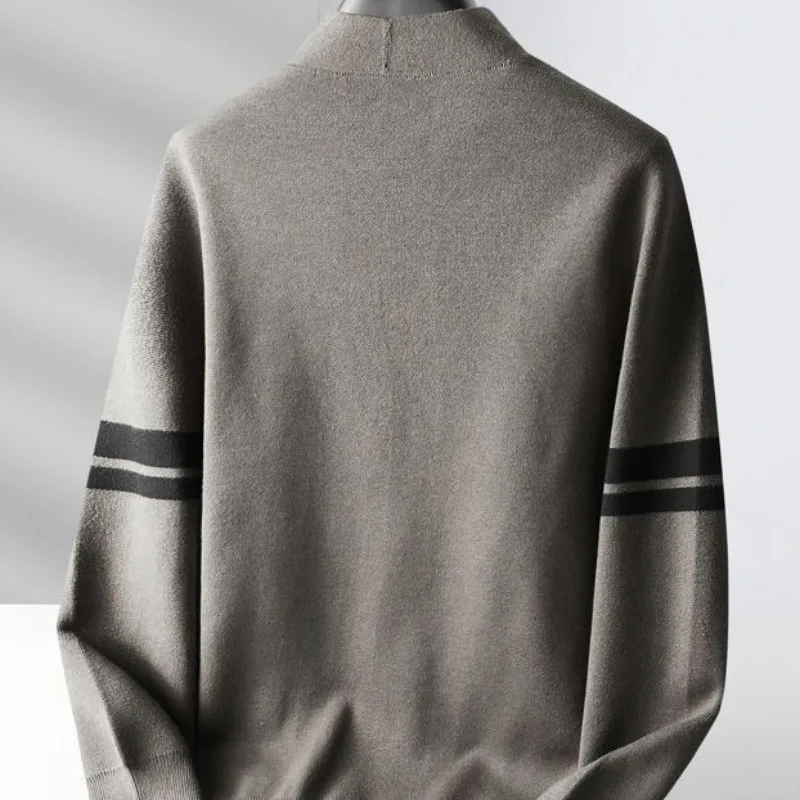 Cambridge Classic Cardigan - Image 4
