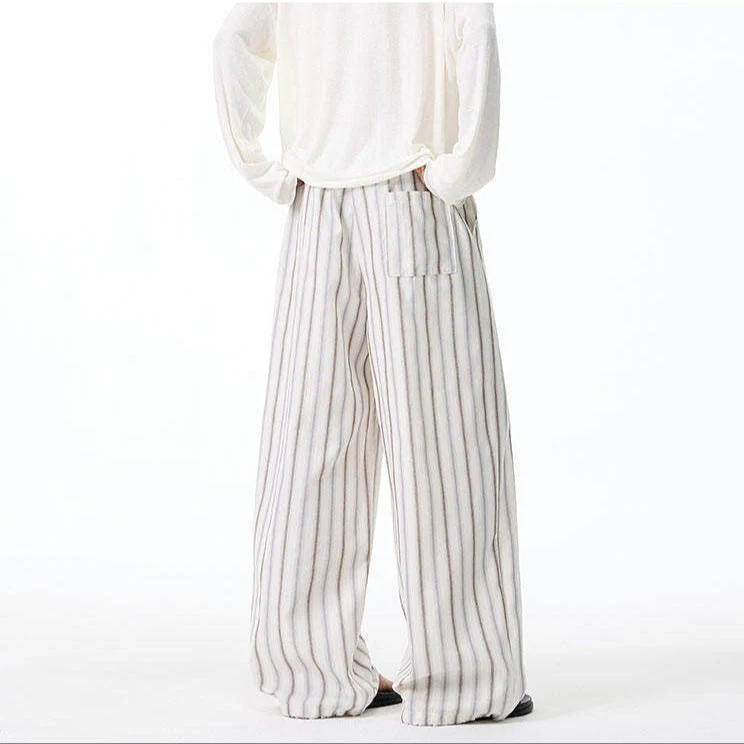 Club Léger Sweatpants - Image 4