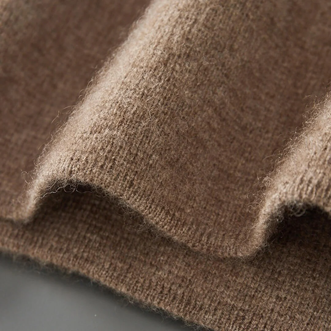 Darian Cashmere Cardigan - Image 13
