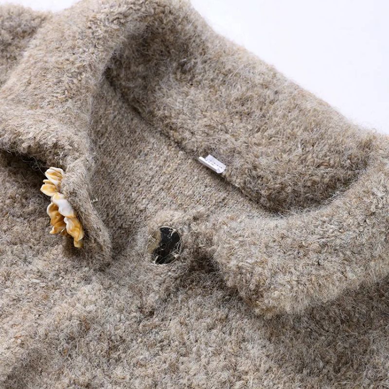 Floré Vintage Cardigan - Image 3