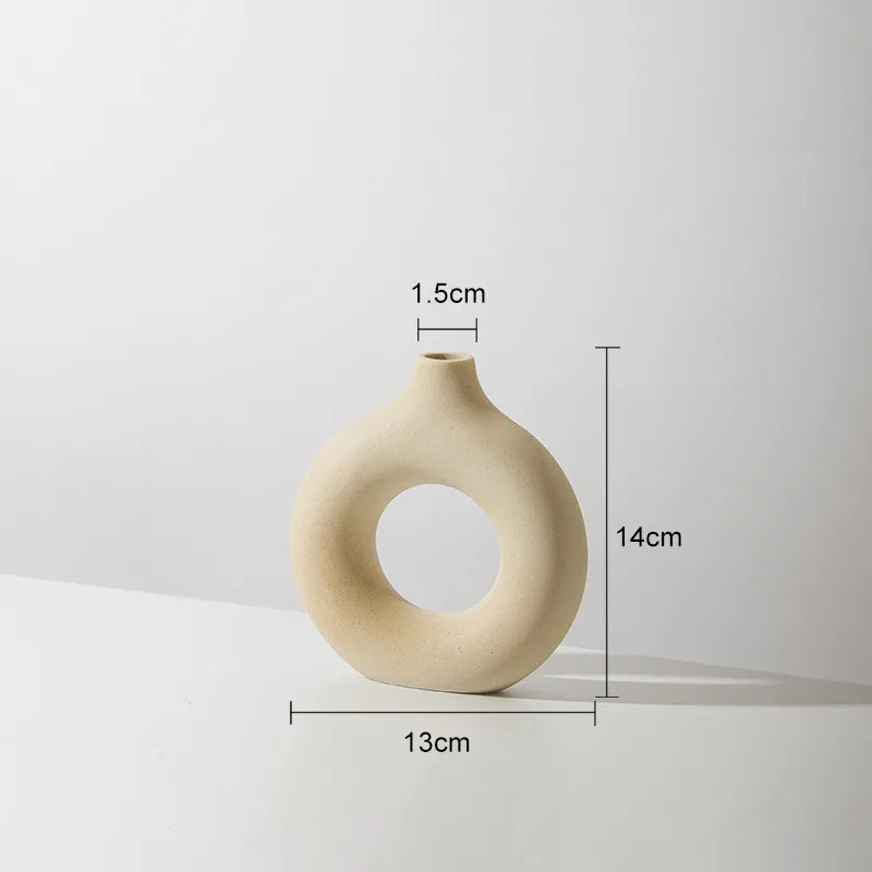 Hadran Circular Ceramic Vase - Image 10