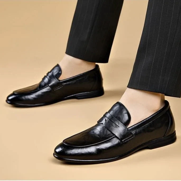 Lincoln Genuine Leather Loafer - Image 12