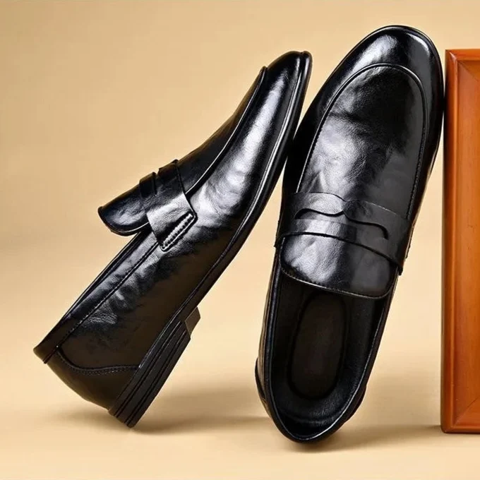 Lincoln Genuine Leather Loafer - Image 9