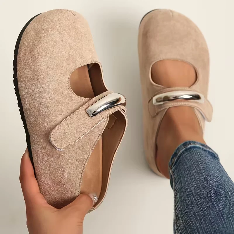Lunet Women's Slip-Ons - Image 4
