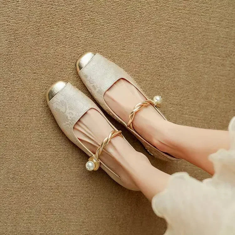 Naila Pumps - Image 12
