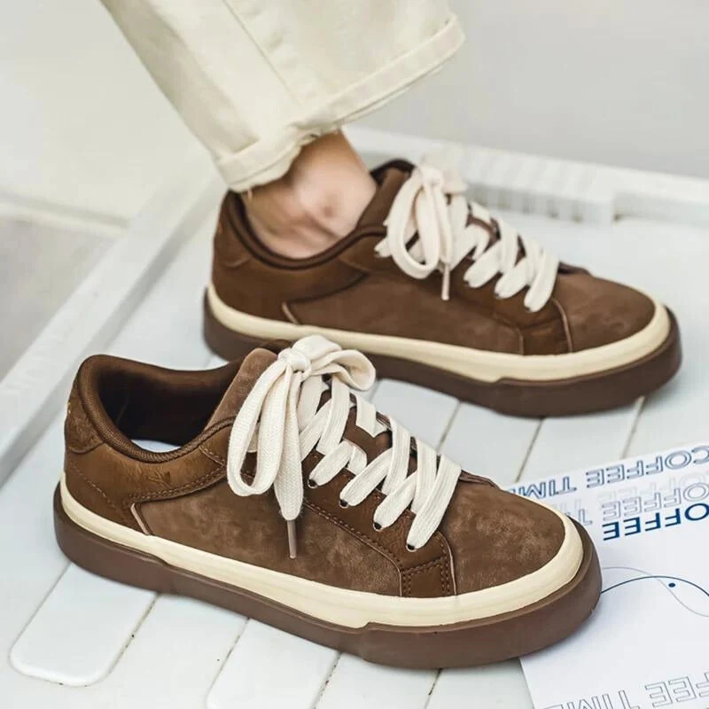 Riven Vintage Sneakers - Image 4