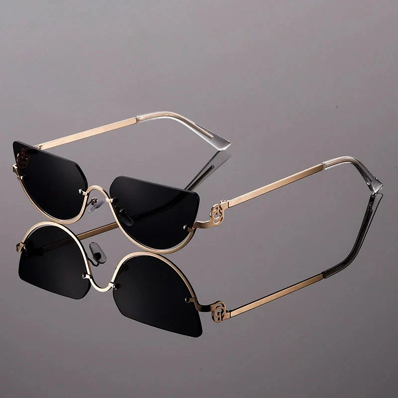 Riviera Curve Sunglasses - Image 4