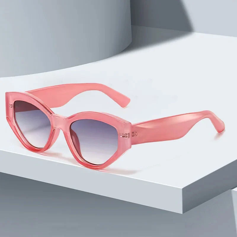 Sable Curve Cat-Eye Sunglasses - Image 3