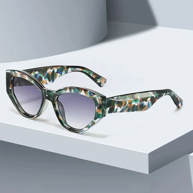 Sable Curve Cat-Eye Sunglasses - Image 4