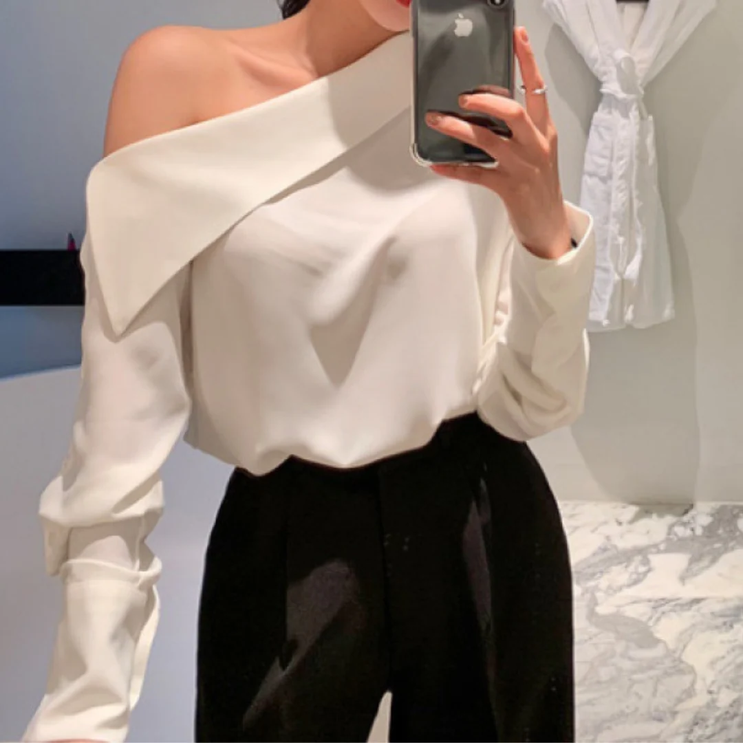 Sheya Off-Shoulder Shirt - Image 2