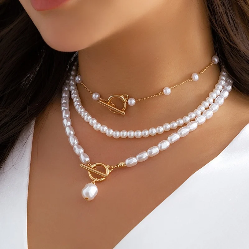 Solane Layers Necklace - Image 3