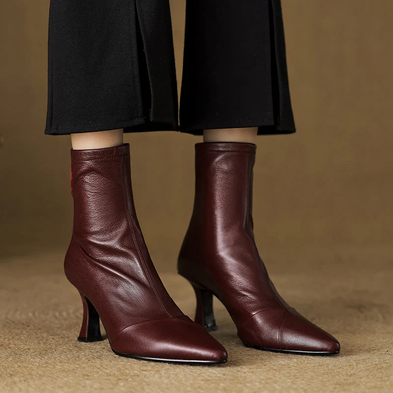 Solven Pointed Slim Boots