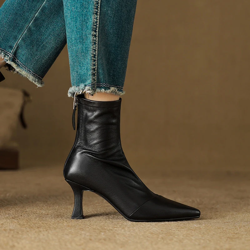 Solven Pointed Slim Boots - Image 17
