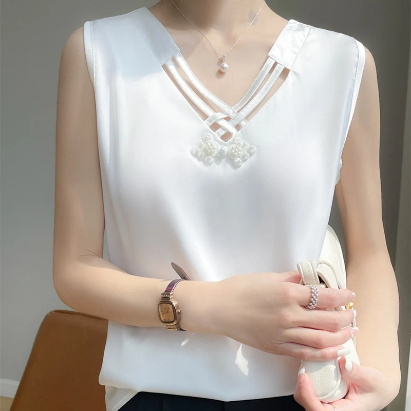 Talia Knot Top - Image 4