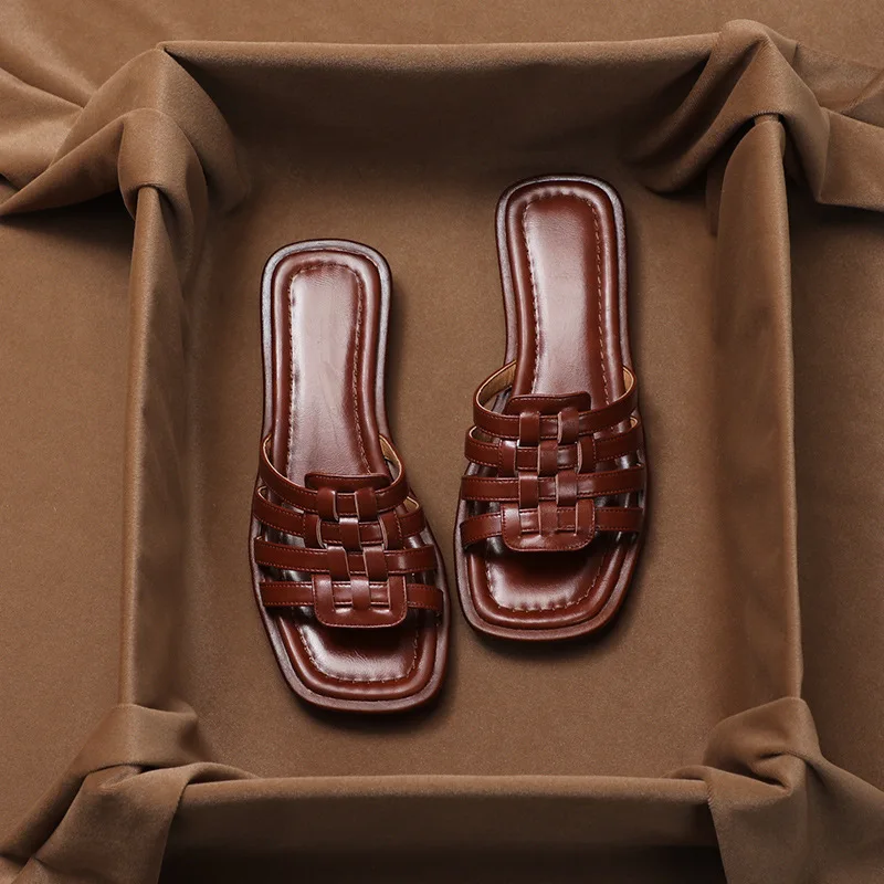 Tivra Sandal