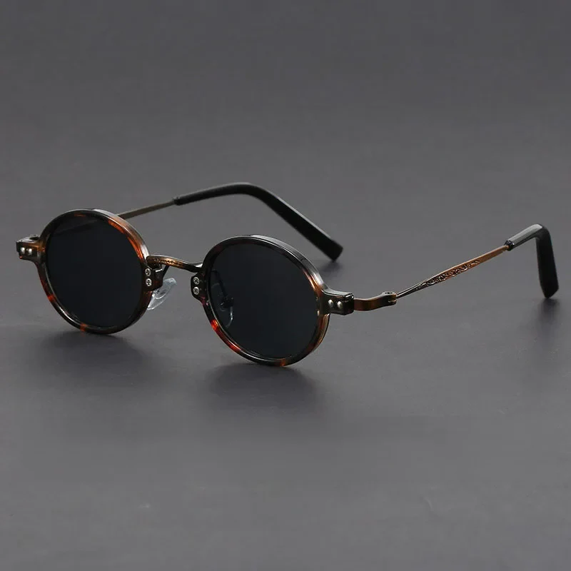 Vera Vintage Round Shades - Image 4