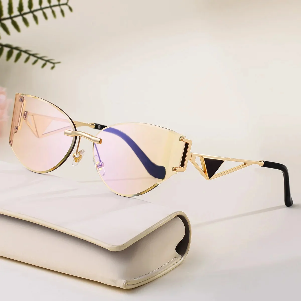 Zina Luxe Cat Shades - Image 4